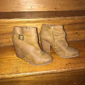 LC Lauren Conrad Tan Leather Booties Size 8